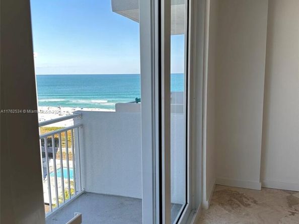 345 Ocean Dr 1022, Miami Beach FL 33139