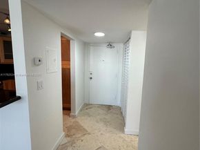 345 Ocean Dr 1022, Miami Beach FL 33139