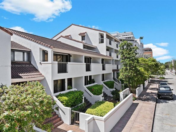 2600 Cardena St 11, Coral Gables FL 33134