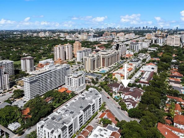 2600 Cardena St 11, Coral Gables FL 33134