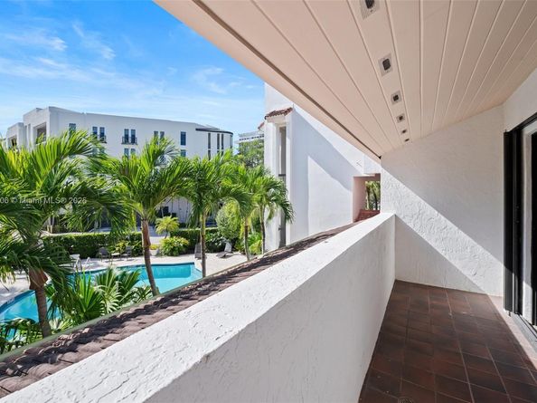 2600 Cardena St 11, Coral Gables FL 33134