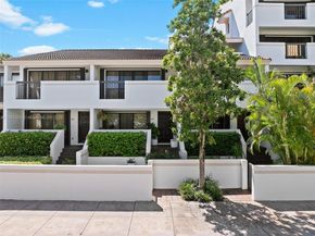 2600 Cardena St 11, Coral Gables FL 33134