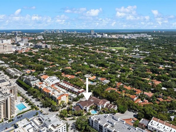 2600 Cardena St 11, Coral Gables FL 33134