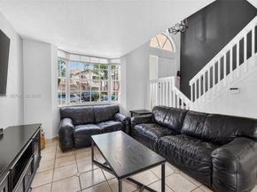 1260 NW 110th Ave, Plantation FL 33322