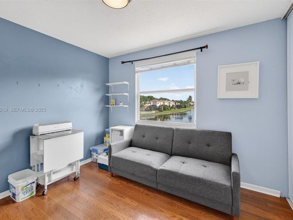 1260 NW 110th Ave, Plantation FL 33322