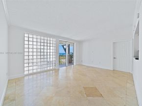 2951 S Bayshore Dr PH3, Miami FL 33133