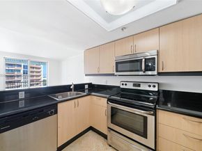 2951 S Bayshore Dr PH3, Miami FL 33133