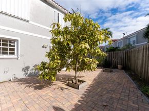 2270 SW 83rd Ave, Miramar FL 33025