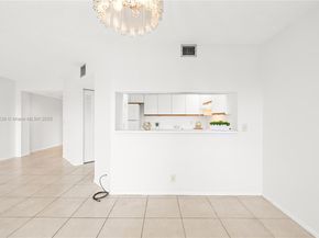 901 SW 128th Ave 212E, Pembroke Pines FL 33027