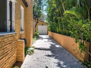 136 NE 101st St, Miami Shores FL 33138