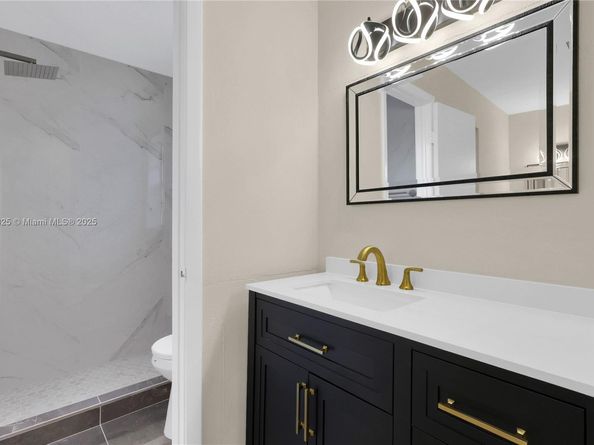 5128 SW 123rd Ave, Cooper City FL 33330