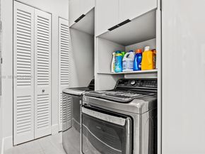 81 S Royal Poinciana Blvd, Miami Springs FL 33166