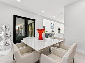 81 S Royal Poinciana Blvd, Miami Springs FL 33166