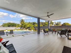 81 S Royal Poinciana Blvd, Miami Springs FL 33166