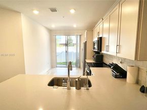 181 SW 170th Ave, Pembroke Pines FL 33027
