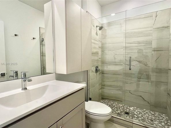 181 SW 170th Ave, Pembroke Pines FL 33027