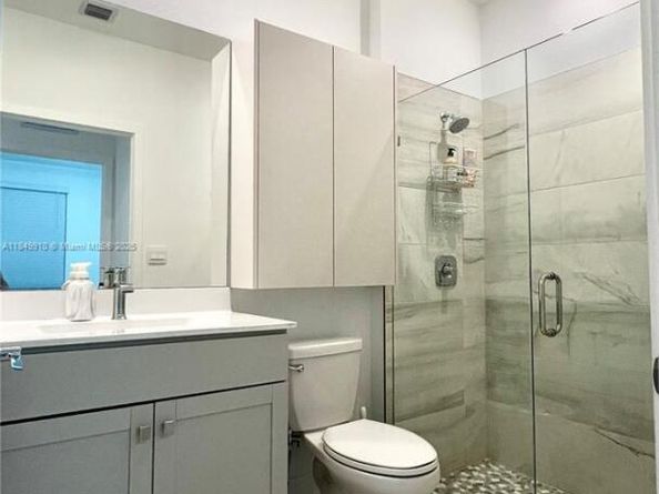 181 SW 170th Ave, Pembroke Pines FL 33027