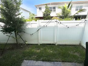 181 SW 170th Ave, Pembroke Pines FL 33027
