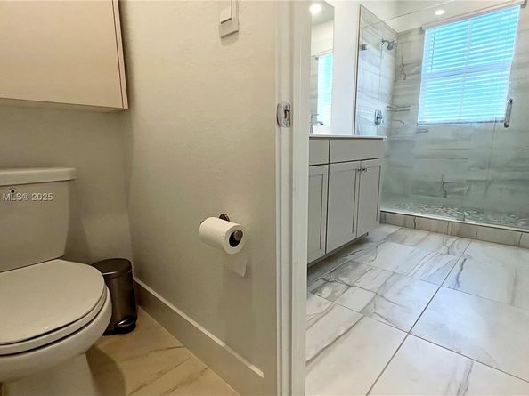 181 SW 170th Ave, Pembroke Pines FL 33027
