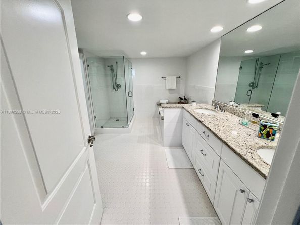 600 Biltmore Way 718, Coral Gables FL 33134