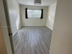 7505 SW 82nd St 211, Miami FL 33143