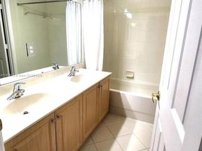 9042 Dupont Pl, Wellington FL 33414