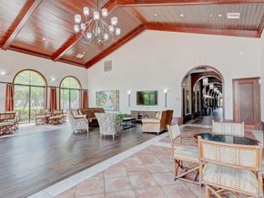 9042 Dupont Pl, Wellington FL 33414