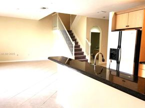 9042 Dupont Pl, Wellington FL 33414