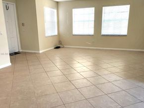 9042 Dupont Pl, Wellington FL 33414