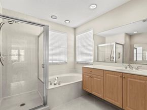 9042 Dupont Pl, Wellington FL 33414