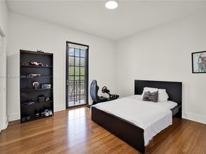 557 SE 37th Place, Homestead FL 33033