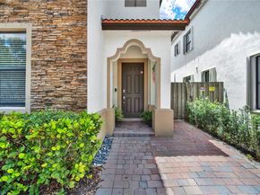 557 SE 37th Place, Homestead FL 33033