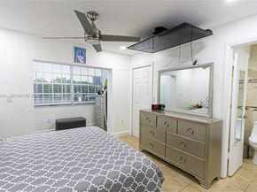 6217 SW 128th Pl, Miami FL 33183