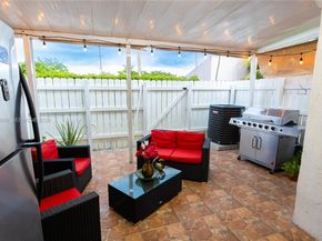 6217 SW 128th Pl, Miami FL 33183