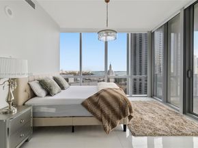 851 NE 1st Ave 1611, Miami FL 33132