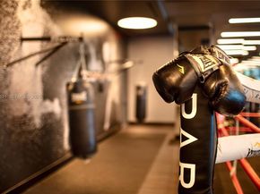 851 NE 1st Ave 1611, Miami FL 33132