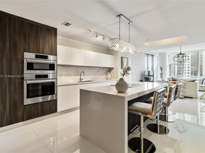 851 NE 1st Ave 1611, Miami FL 33132