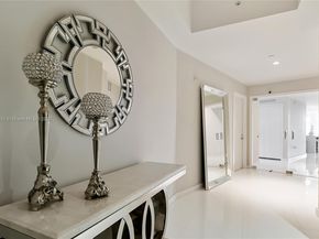 851 NE 1st Ave 1611, Miami FL 33132