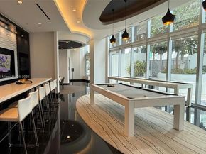 851 NE 1st Ave 1611, Miami FL 33132