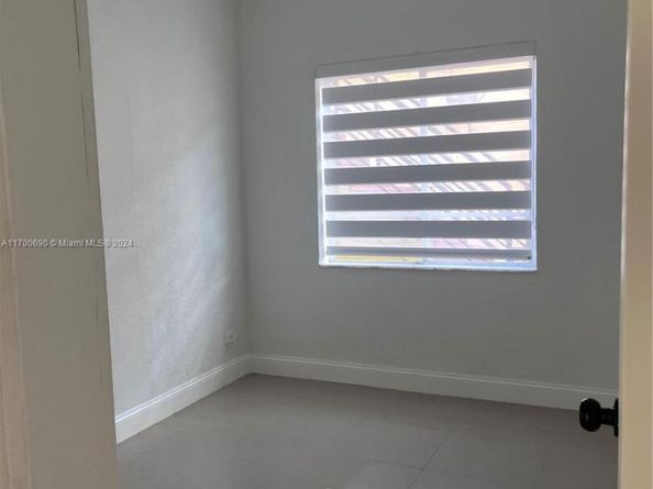 1326 SW 6th St 9, Miami FL 33135