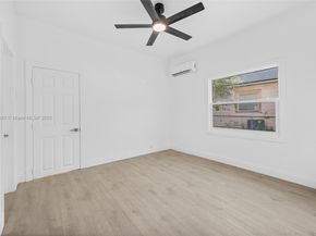 832 N C St, Lake Worth FL 33460