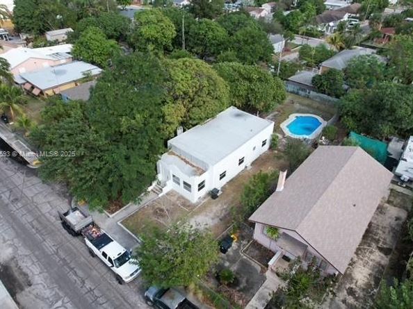 832 N C St, Lake Worth FL 33460
