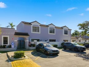 11611 NW 11th St 11611, Pembroke Pines FL 33026