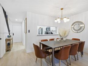 11611 NW 11th St 11611, Pembroke Pines FL 33026