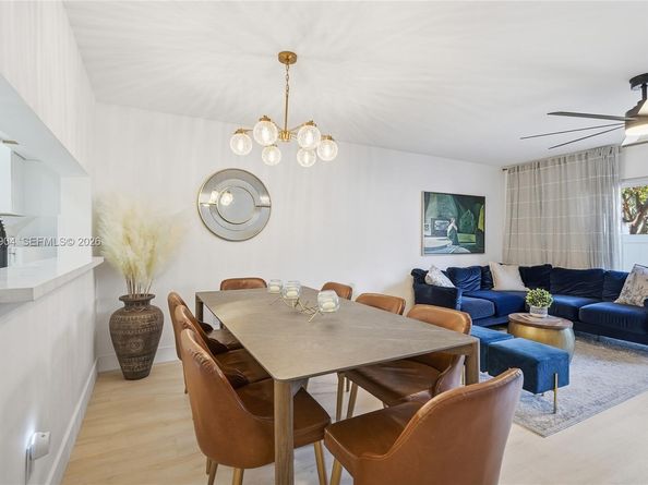 11611 NW 11th St 11611, Pembroke Pines FL 33026