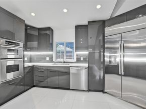 1321 SW 102nd Ave, Pembroke Pines FL 33025