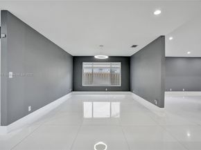 1321 SW 102nd Ave, Pembroke Pines FL 33025