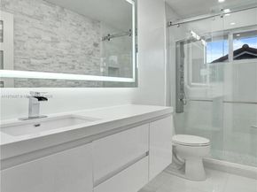 1321 SW 102nd Ave, Pembroke Pines FL 33025