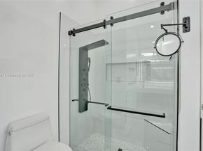 1321 SW 102nd Ave, Pembroke Pines FL 33025