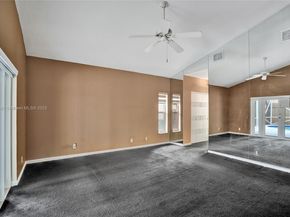 1321 SW 102nd Ave, Pembroke Pines FL 33025